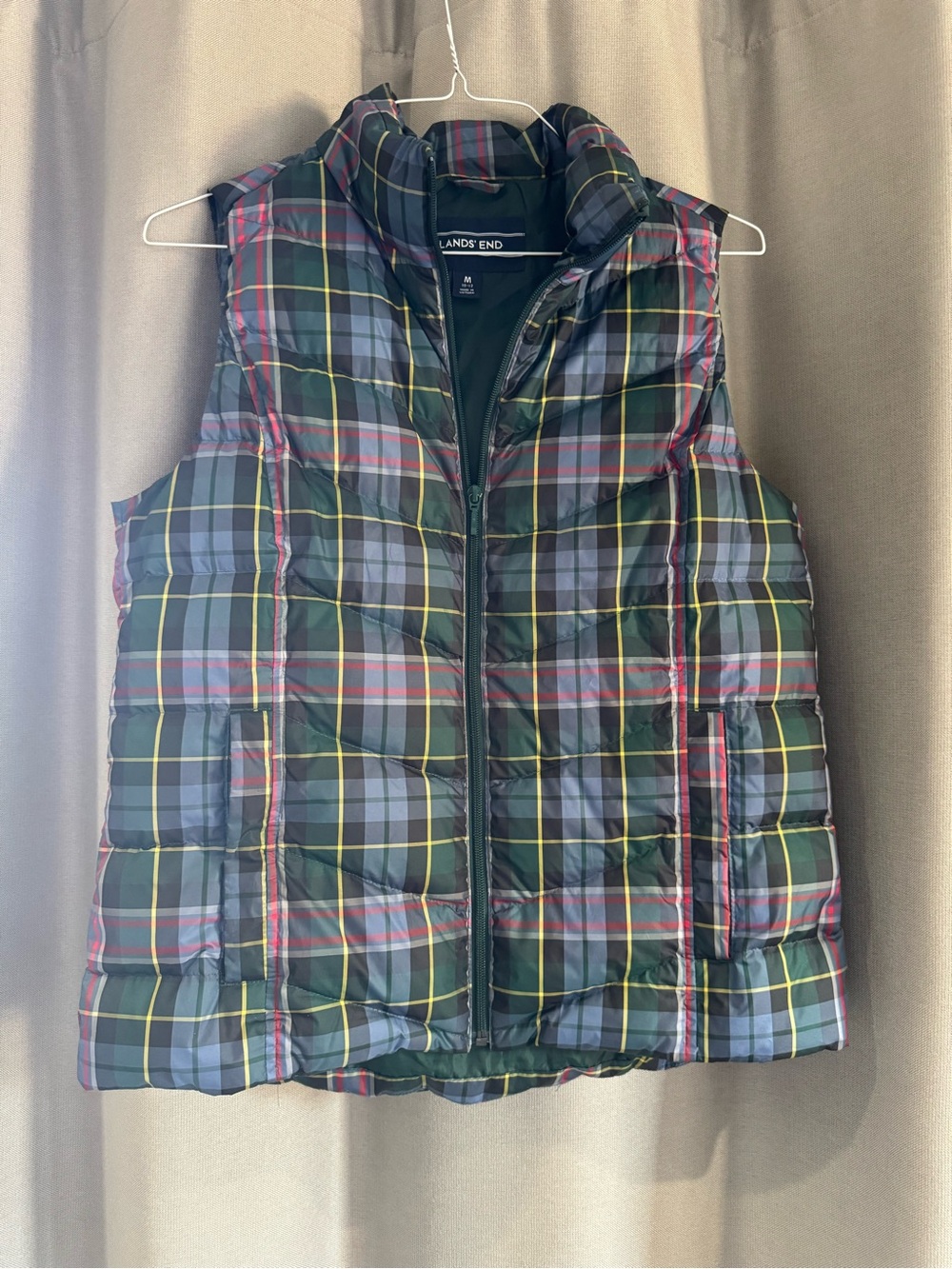 Lands' End Tartan Plaid down-filled Quilted Puffer Vest size Medium